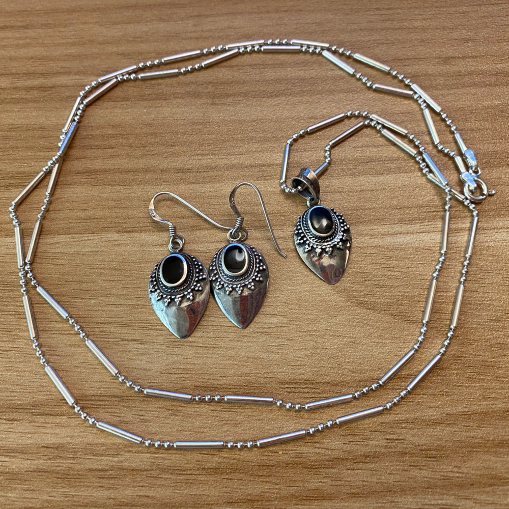 Vintage Italian 925 sterling silver Earrings and Necklace set with Onyx